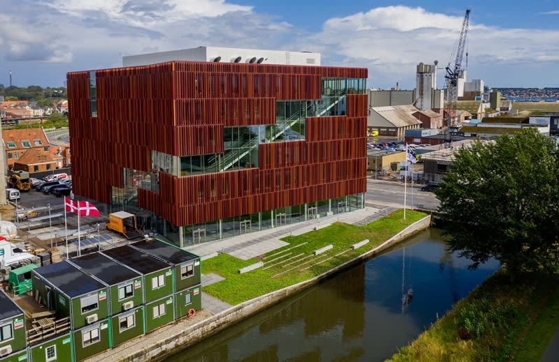 International Business Academy