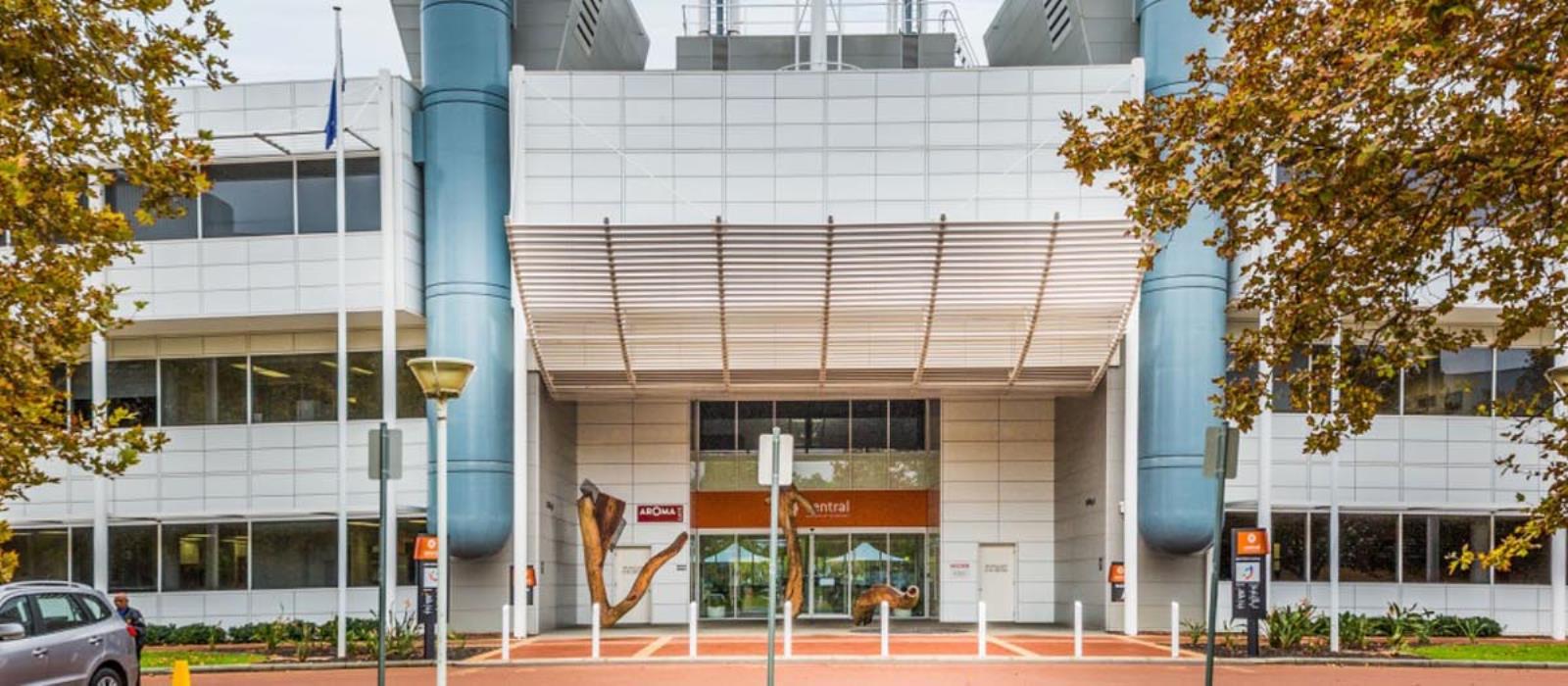 Engineering Institute of Technology