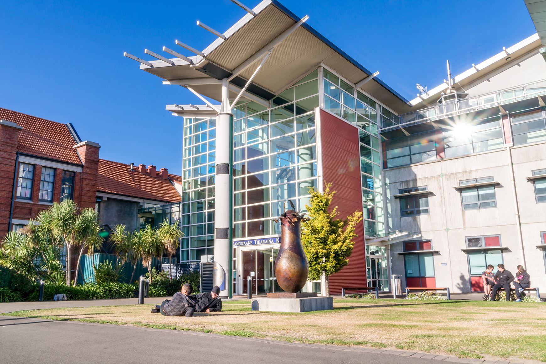 Universal College of Learning (UCOL)