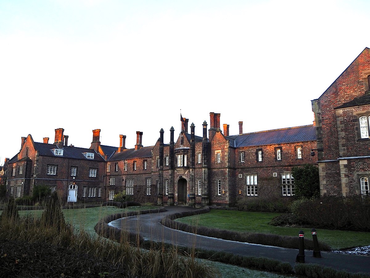 York St John University