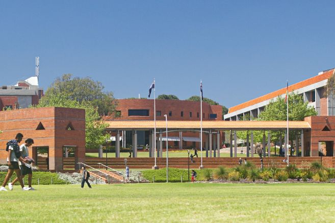 Curtin College